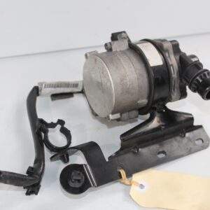 Mercedes Benz W176 W117 A45 CLA45 AMG Auxiliary Coolant Water Pump A0005001986 - Image 6