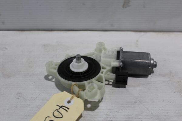 Mercedes Benz W177 W205 A C Class Front Window Regulator Motor A0009065706