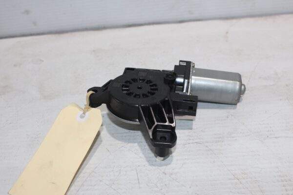 Mercedes Benz W177 Rear Window Regulator Motor A0009060908