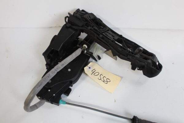 Mercedes Benz W177 A Class Front Right Door Lock Actuator Handle Assembly