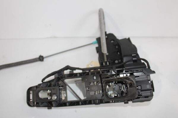 Mercedes Benz W177 A Class Front Right Door Lock Actuator Handle Assembly