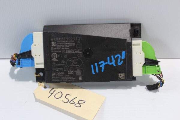 Mercedes Benz W177 A Class Ignition Control Module A1679009523 A1679009521
