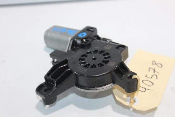 Mercedes Benz W177 A Class Window Regulator Motor A0009060808