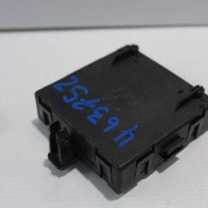 Mercedes Benz W176 W117 A CLA Class Door Control Module Unit A1669000318 - Image 3