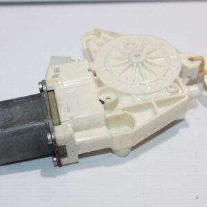 Mercedes Benz W204 C Class Front Right Window Regulator Motor A2048200242 - Image 5