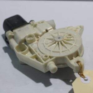 Mercedes Benz W204 C Class Front Right Window Regulator Motor A2048200242 - Image 4