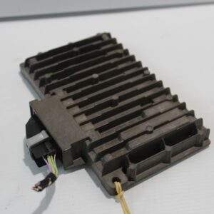 Mercedes Benz W205 C Class Radar Cruise Control Unit Module A2139002817 - Image 8