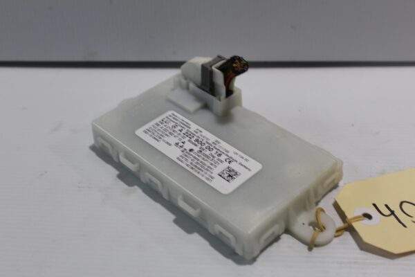 Mercedes Benz W205 C Class Keyless Entry Control Module A2229000016, A2229003420