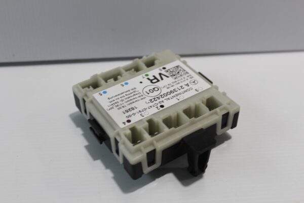 Mercedes Benz W205 C Class Door Control Unit Module A2139002422