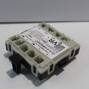 Mercedes Benz W205 C Class Door Control Unit Module A2139002422 - Image 8