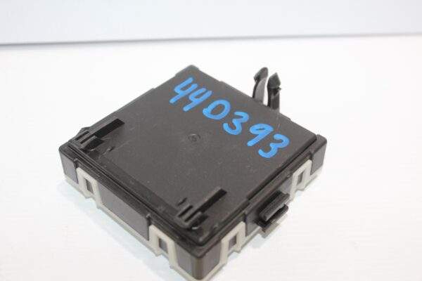 Mercedes Benz W205 C Class Door Control Unit Module A2139002422