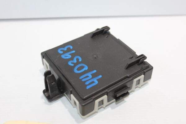 Mercedes Benz W205 C Class Door Control Unit Module A2139002422