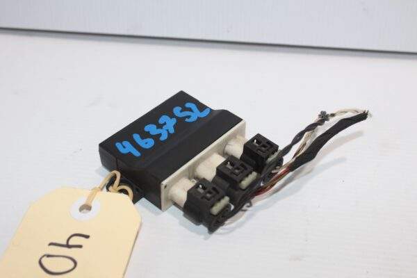 Mercedes Benz W205 C Class Boot Closing Switching Module A2229050606