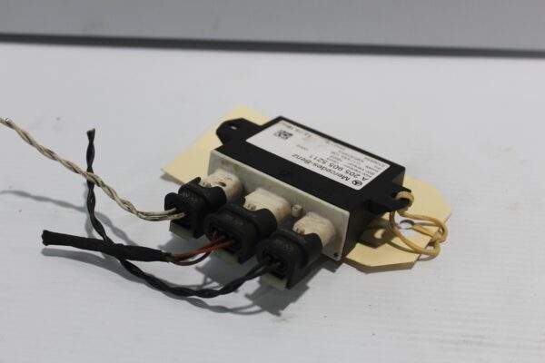 Mercedes Benz W205 C Class Boot Closing Switching Module A2229050606
