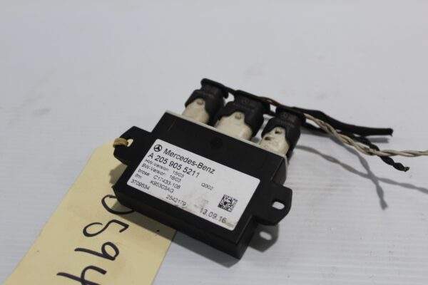 Mercedes Benz W205 C Class Boot Closing Switching Module A2229050606
