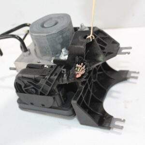 Mercedes Benz W176 W117 A45 CLA45 AMG ABS Pump Unit A1764310600 - Image 3