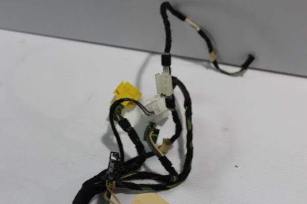 Mercedes Benz W204 C63 Front Door Wiring Loom A2044407110