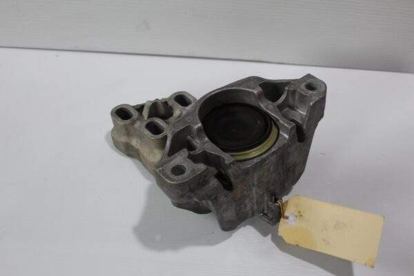 Mercedes Benz W176 W117 A45 CLA45 Transmission Gearbox Mount A2462402317