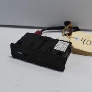 Mercedes Benz W177 A Class USB Multimedia Connection Port A2478203902 - Image 2