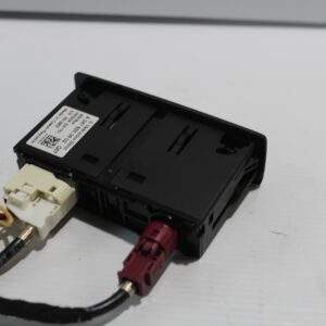 Mercedes Benz W177 A Class USB Multimedia Connection Port A2478203902 - Image 8