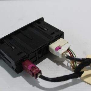 Mercedes Benz W177 A Class USB Multimedia Connection Port A2478203902 - Image 3