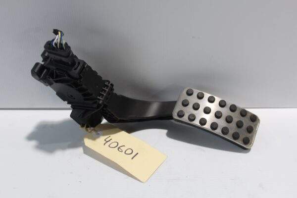Mercedes Benz W177 A Class Accelerator Throttle Pedal A1773002100