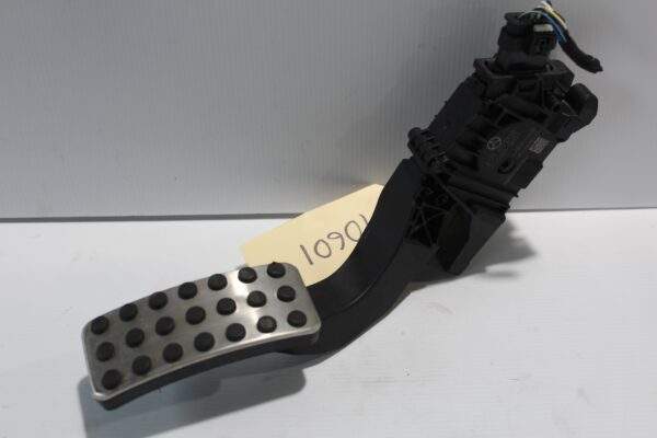 Mercedes Benz W177 A Class Accelerator Throttle Pedal A1773002100