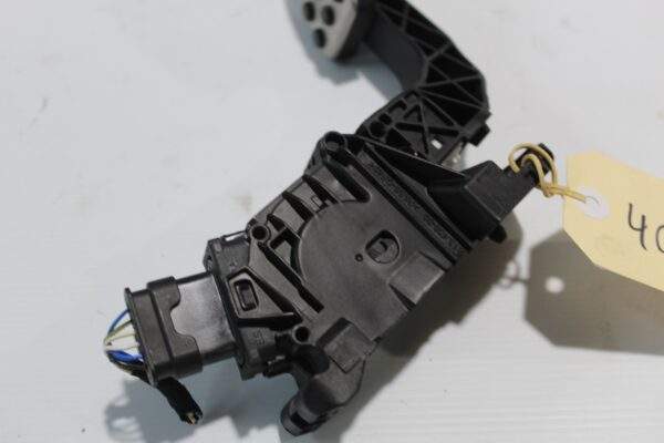 Mercedes Benz W177 A Class Accelerator Throttle Pedal A1773002100