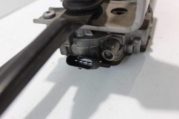 Mercedes Benz W176 W117 A CLA Class Wiper Motor Assembly A1768200140