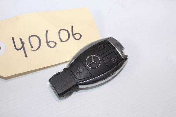 Mercedes Benz W176 W117 A CLA Class Ignition Barrel Switch w Key A2469054702