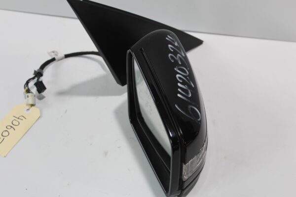 Mercedes Benz W204 C63 Drivers Side Mirror Electric Fold A2048103076 A2048107493