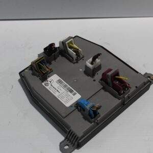 Mercedes Benz W205 C300 Front SAM Control Unit Module A2059007539, A2059007845 - Image 2