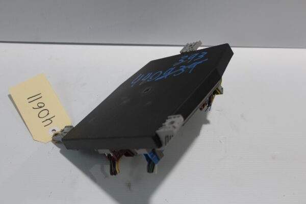 Mercedes Benz W205 C300 Front SAM Control Unit Module A2059007539, A2059007845