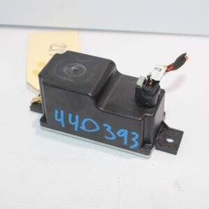 Mercedes Benz W205 C Class Voltage Converter A2059053414 - Image 2