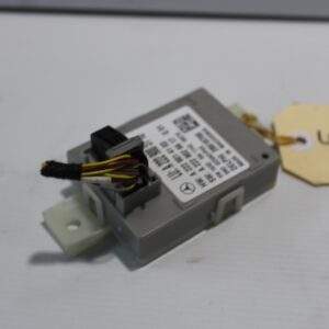 Mercedes Benz W205 C Class Ambient Lighting Control Unit A2229005118 A2229004721 - Image 2