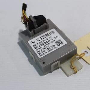 Mercedes Benz W205 C Class Ambient Lighting Control Unit A2229005118 A2229004721 - Image 9