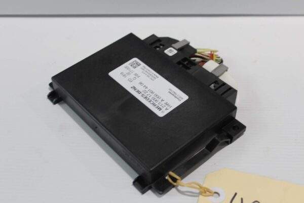 Mercedes Benz W205 W213 C E Class Door Control Unit Module A2139002722