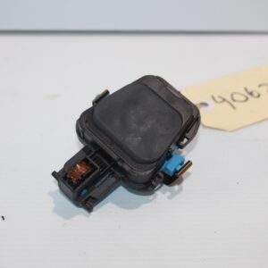 Mercedes Benz W205 W213 C E Class Rain Sensor A2139006816 - Image 2