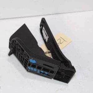 Mercedes Benz W205 C Class Accelerator Throttle Pedal A2053000004 - Image 9