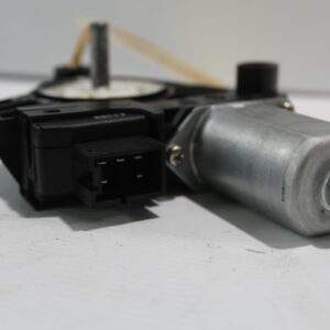 Mercedes Benz W205 C Class Rear Window Motor A2139060502 - Image 7