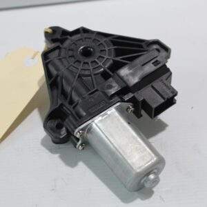 Mercedes Benz W205 C Class Rear Window Motor A2139060502 - Image 3