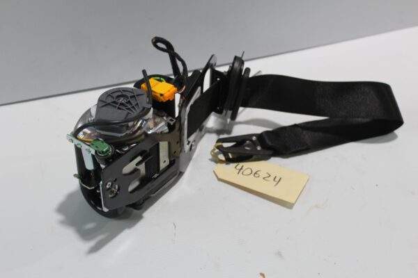Mercedes Benz W205 C Class Front Left Seat Belt Pre-Tensioner A2058607700