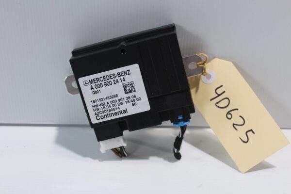 Mercedes Benz W205 C Class Fuel Pump Control Unit Module A0009002414