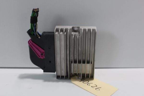 Mercedes Benz W205 W238 C E Class Sound Generator Control Unit A2389008900
