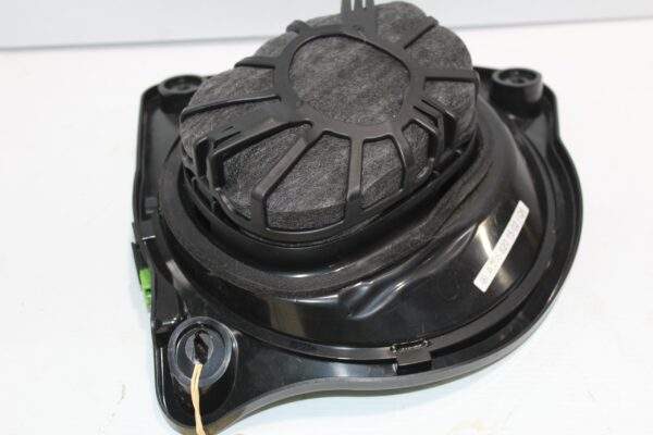 Mercedes Benz W205 C Class Front Left Door Speaker A2058201502, A2058205502