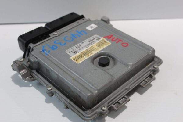 Mercedes Benz W205 C300 M264.920 Engine Control Unit ECU A2649000700 A2649011900
