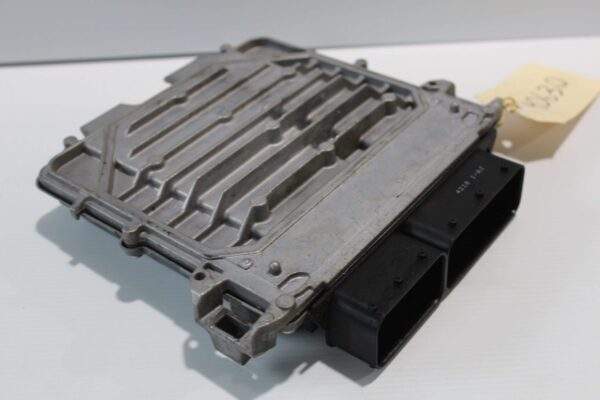 Mercedes Benz W205 C300 M264.920 Engine Control Unit ECU A2649000700 A2649011900