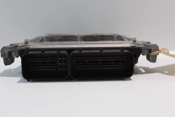 Mercedes Benz W205 C300 M264.920 Engine Control Unit ECU A2649000700 A2649011900