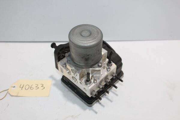 Mercedes Benz W205 C Class ABS Unit Pump Module A2059007643, A2059006443