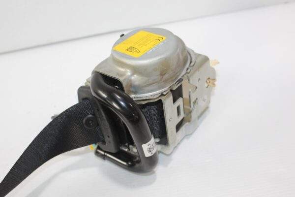 Mercedes Benz W205 C Class Rear Right Seat Belt Pre-Tensioner A2058602485